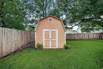 16419 Barcelona Drive, Friendswood, TX 77546 - Photo 29