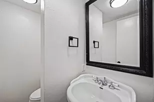 16419 Barcelona Dr, Friendswood, TX 77546 - Photo 23