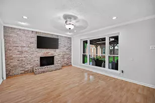 16419 Barcelona Dr, Friendswood, TX 77546 - Photo 11