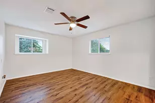 16419 Barcelona Dr, Friendswood, TX 77546 - Photo 15