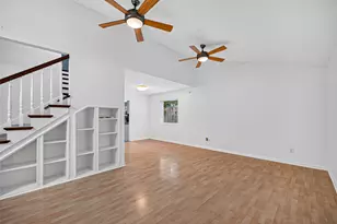 16419 Barcelona Dr, Friendswood, TX 77546 - Photo 5
