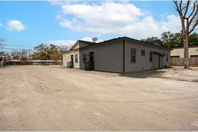 14310 1/2 Unit T Sweeney Road, Houston, TX 77060 - Photo 3