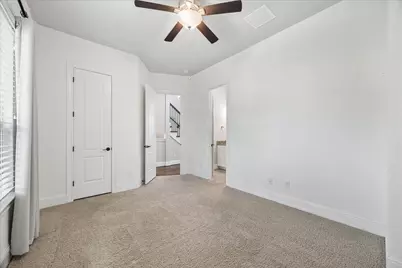 1704 Oak Leaf Pass Drive, Houston, TX 77055 - Photo 11