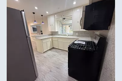 822 Hidden Valley Drive, Houston, TX 77088 - Photo 13