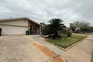 822 Hidden Valley Dr, Houston, TX 77088 - Photo 1