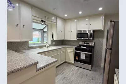 822 Hidden Valley Drive, Houston, TX 77088 - Photo 11