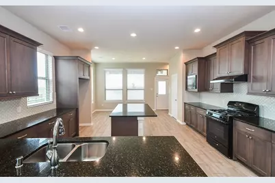 14907 Fisher Reservoir Drive, Cypress, TX 77433 - Photo 9