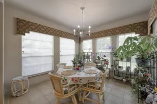 74 W Tapestry Park Cir, The Woodlands, TX 77381 - Photo 15