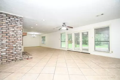 6702 Spring Leaf Drive, Spring, TX 77379 - Photo 9