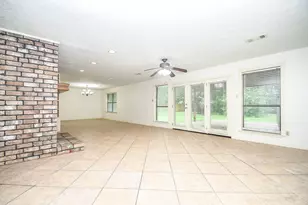 6702 Spring Leaf Dr, Spring, TX 77379 - Photo 9