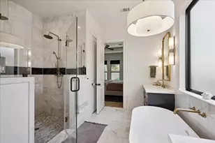 1313 Thornton Rd, Houston, TX 77018 - Photo 5