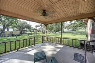 9470 Lake Forest Cir, Brenham, TX 77833 - Photo 17