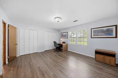 9470 Lake Forest Circle, Brenham, TX 77833 - Photo 11