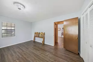 9470 Lake Forest Cir, Brenham, TX 77833 - Photo 11