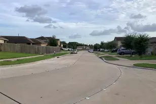 2334 Patriot Bnd, Missouri City, TX 77489 - Photo 5