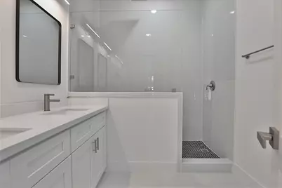 8133 Cabot Street #A/B, Houston, TX 77078 - Photo 41