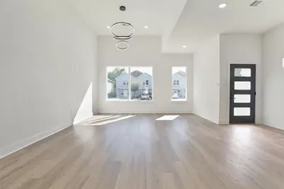 8133 Cabot Street #A/B, Houston, TX 77078 - Photo 7