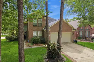 2415 Mills Creek Dr, Kingwood, TX 77339 - Photo 3