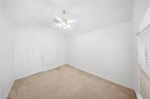 2415 Mills Creek Dr, Kingwood, TX 77339 - Photo 19