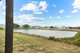 809 W Taylor Ave, Port O'Connor, TX 77982 - Photo 35