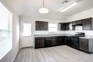 12711 Rio Brazos St, Rosharon, TX 77583 - Photo 3