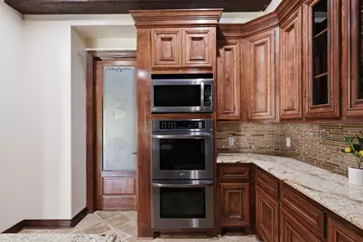 10105 Heritage Ranch Road, Conroe, TX 77303 - Photo 13