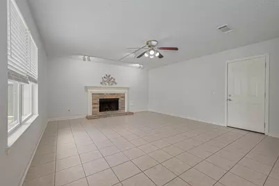 3131 Double Lake Drive, Missouri City, TX 77459 - Photo 11