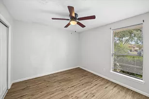 5610 Longforest Dr, Houston, TX 77088 - Photo 19