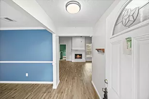 5610 Longforest Dr, Houston, TX 77088 - Photo 5