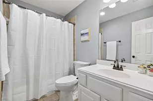 15710 Starcreek Ln, Houston, TX 77044 - Photo 17