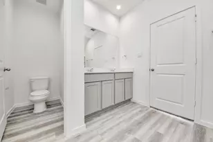 13517 Heritage Mdw Ln, Houston, TX 77047 - Photo 11