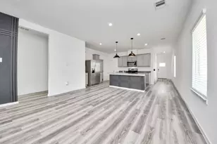 13517 Heritage Mdw Ln, Houston, TX 77047 - Photo 23
