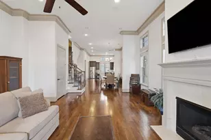 314 W Clay St, Houston, TX 77019 - Photo 11