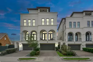 314 W Clay St, Houston, TX 77019 - Photo 3