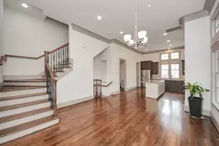 314 W Clay St, Houston, TX 77019 - Photo 17