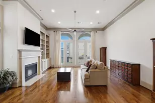 314 W Clay St, Houston, TX 77019 - Photo 13