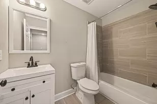 9724 Racine St, Houston, TX 77029 - Photo 19