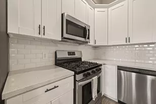 9724 Racine St, Houston, TX 77029 - Photo 5