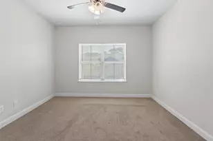 4203 W Bayou Maison Cir, Dickinson, TX 77539 - Photo 13