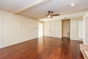 9203 S Pass Ln, Houston, TX 77064 - Photo 11