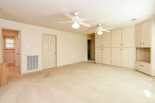 9203 S Pass Ln, Houston, TX 77064 - Photo 31