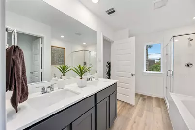 5816 Mansfield Creek Lane, Houston, TX 77091 - Photo 17