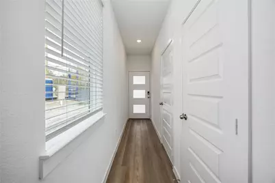 5816 Mansfield Creek Lane, Houston, TX 77091 - Photo 3