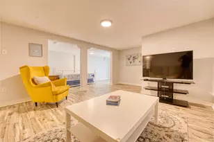 1917 Ave M 1/2, Galveston, TX 77550 - Photo 11