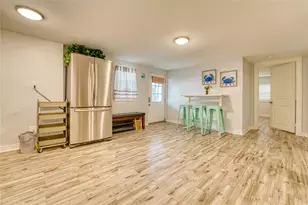 1917 Ave M 1/2, Galveston, TX 77550 - Photo 3