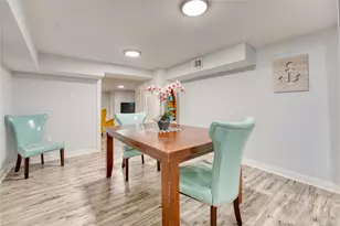 1917 Ave M 1/2, Galveston, TX 77550 - Photo 5