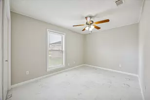 3127 E Heatherock Cir, Sugar Land, TX 77479 - Photo 13