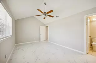 3127 E Heatherock Cir, Sugar Land, TX 77479 - Photo 11