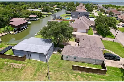 3601 17th Street N, Texas City, TX 77590 - Photo 3