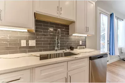 823 Mansfield Street #J, Houston, TX 77091 - Photo 9